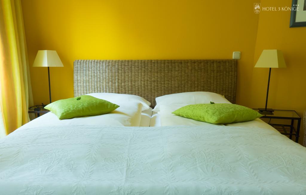 Hotel 3 Koenige Аахен Стая снимка